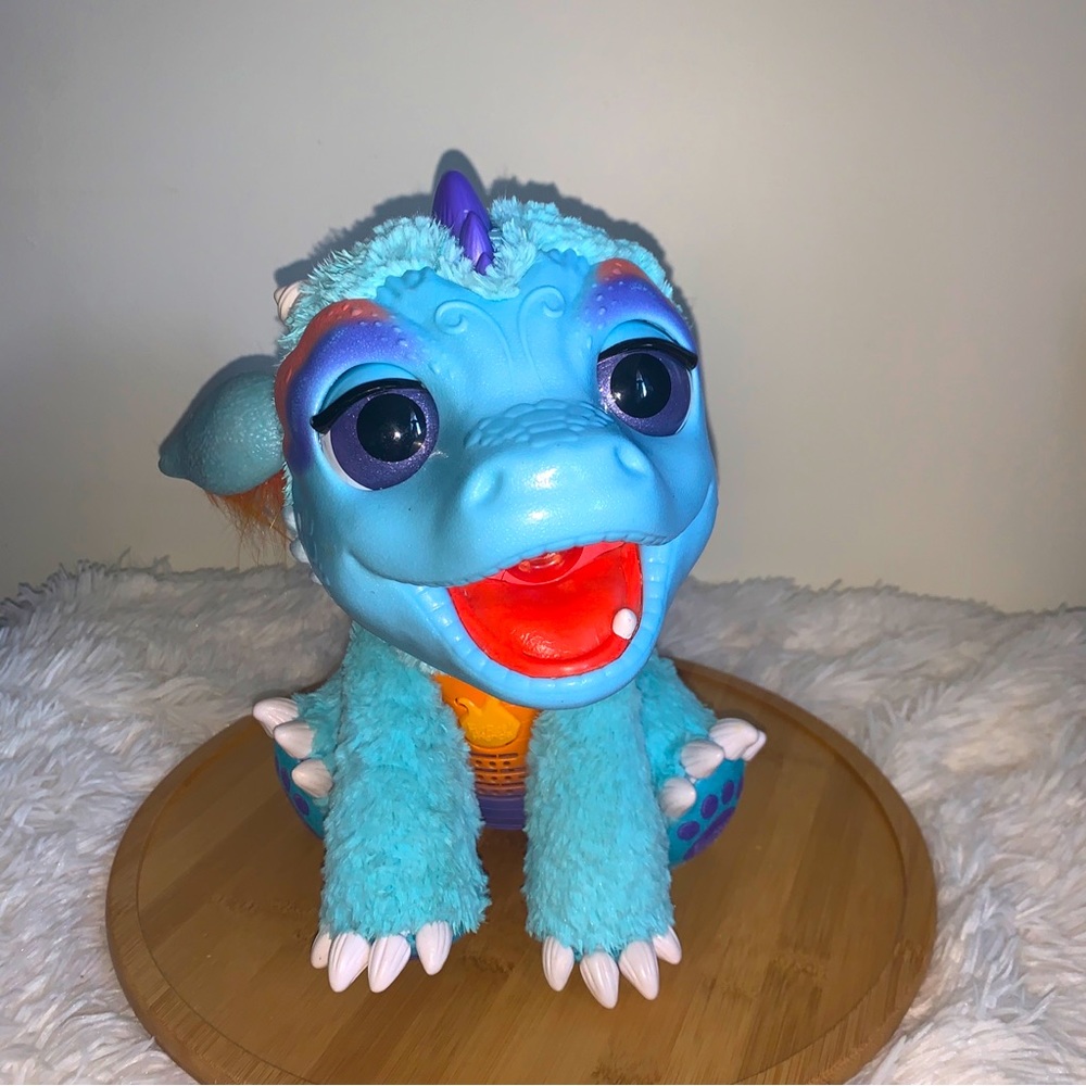 FurReal Friends Torch My Blazin Dragon